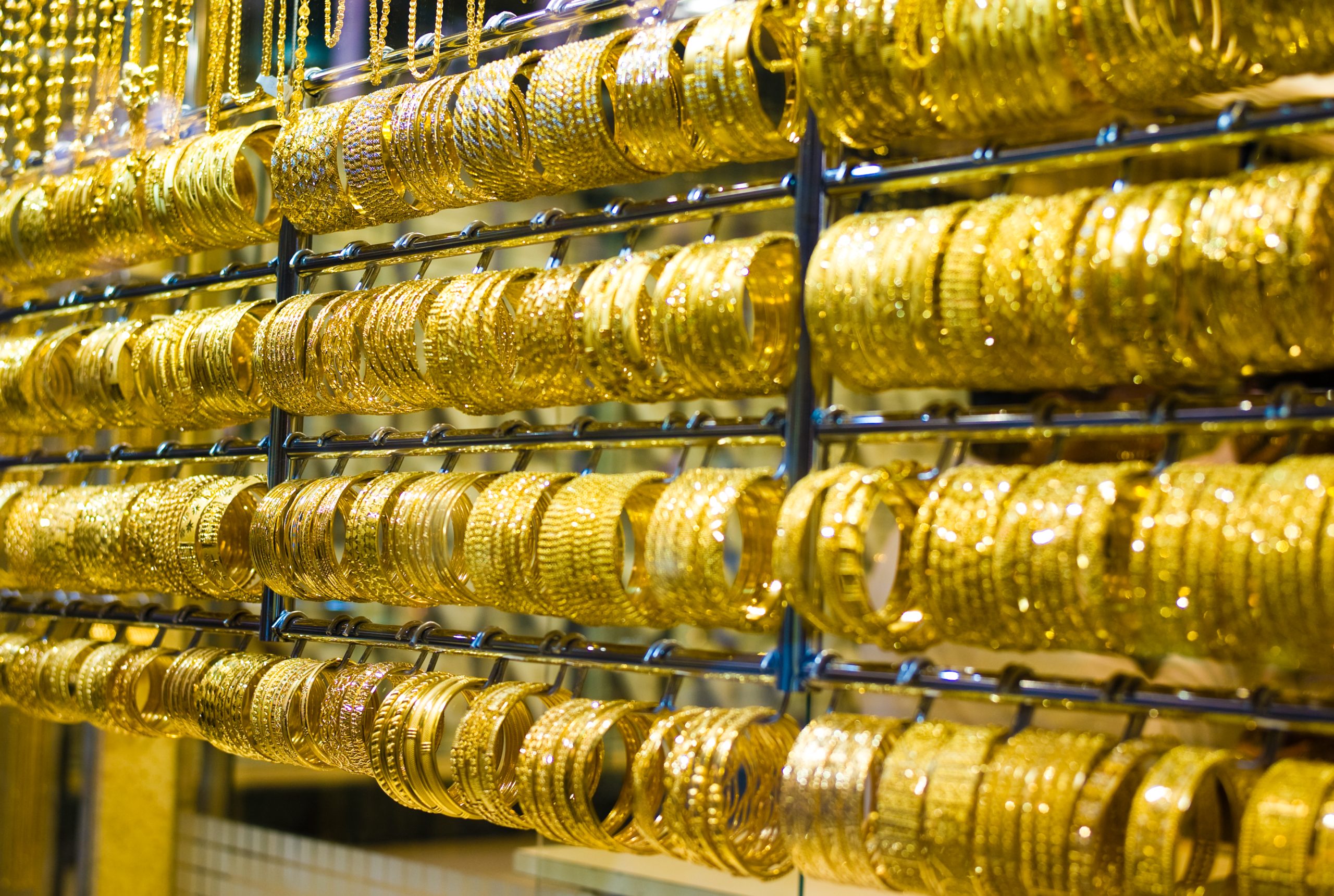 Dubai gold market scaled لليوم الثالث على التوالي.. أسعار الذهب و السبائك تواصل استقرارها اليوم الأحد 