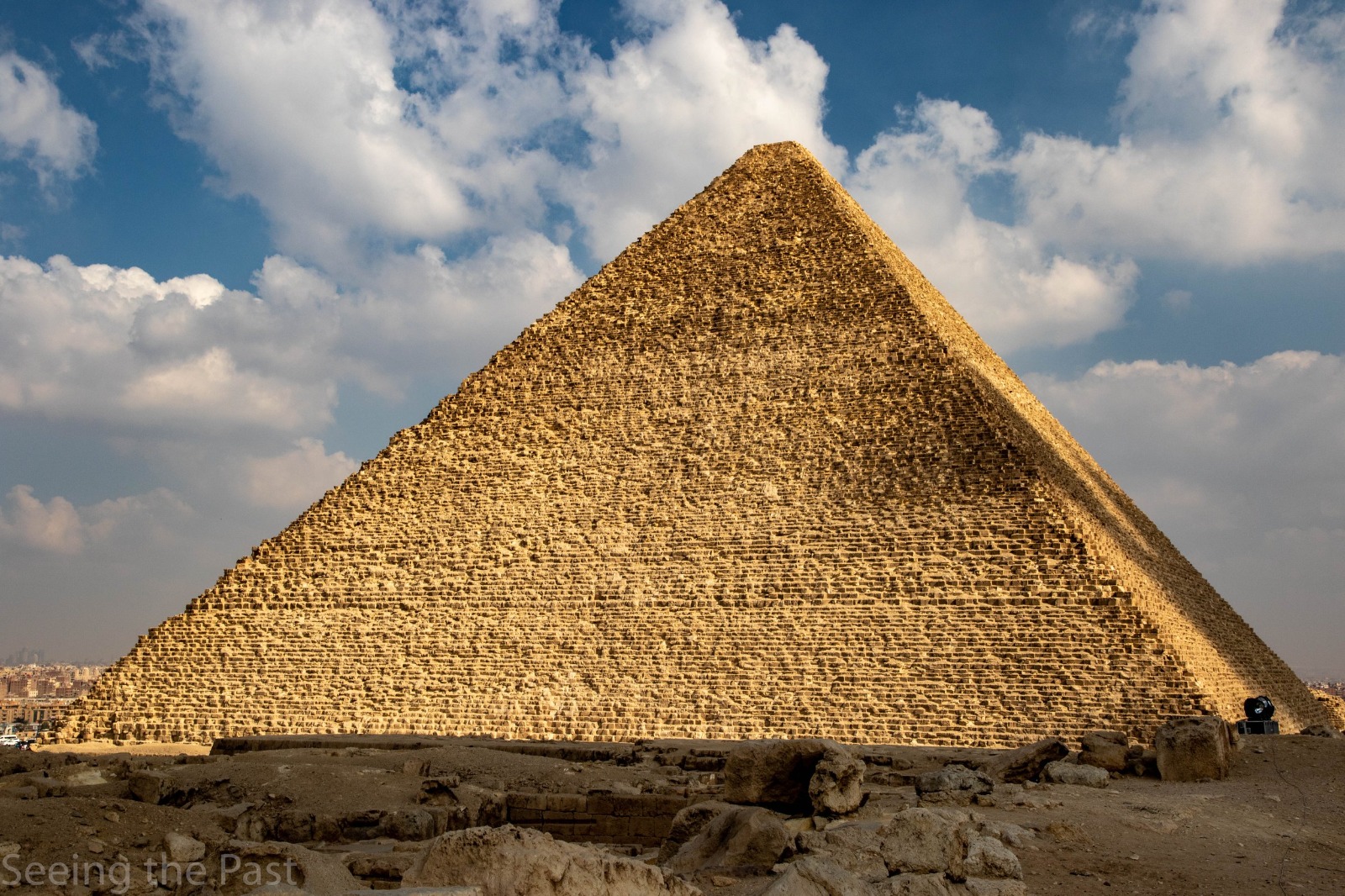 IMG 20240514 WA0014 مصر .. « الآثار » : لا صحة لما تردد عن اكتشاف هيكل ضخم بالقرب من هرم خوفو الأكبر 