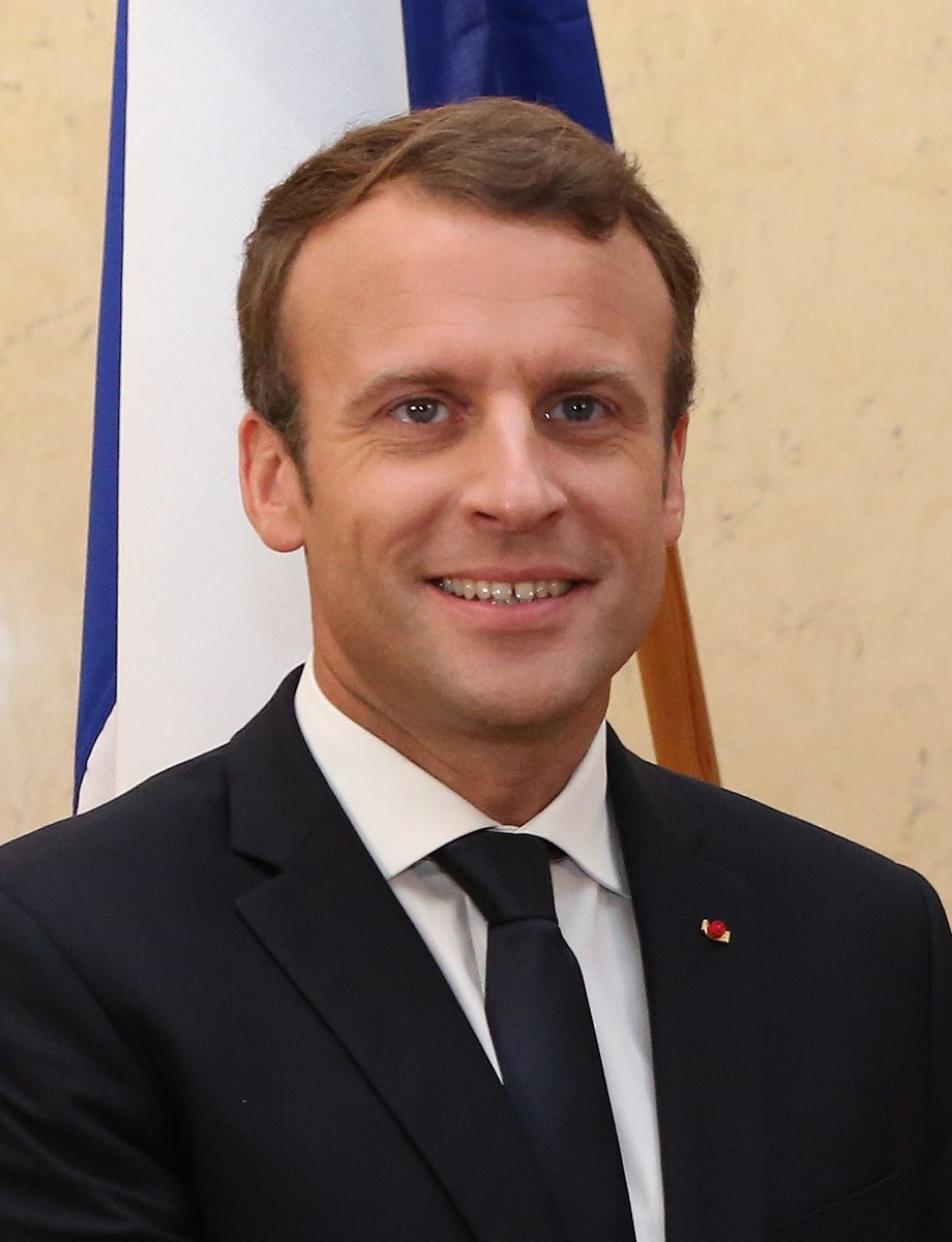 920px Emmanuel Macron 36665856804 cropped «لاستعادة نفوذها المفقود » .. هل تقليص فرنسا لعدد قواتها في وسط وغرب أفريقيا كافيا ؟