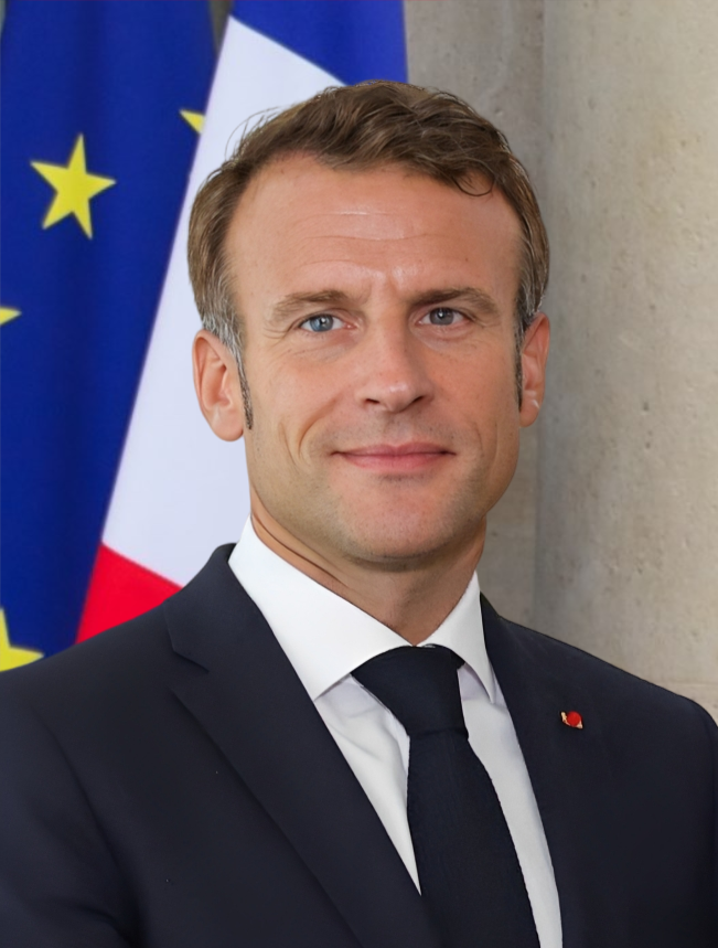 Emmanuel Macron 2022 1 فرنسا تعتزم تقليص عدد قواتها في وسط وغرب أفريقيا إلى نحو 600 جندي