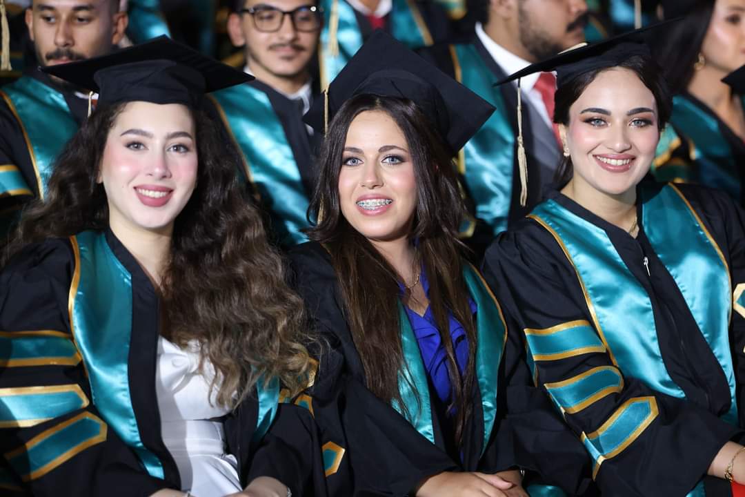 FB IMG 1724486422932 6 وزراء وأمين عام جامعة الدول العربية يشهدون إحتفالية الأكاديمية العربية بتخرج أولي دفعات فرع العلمين الجديدة