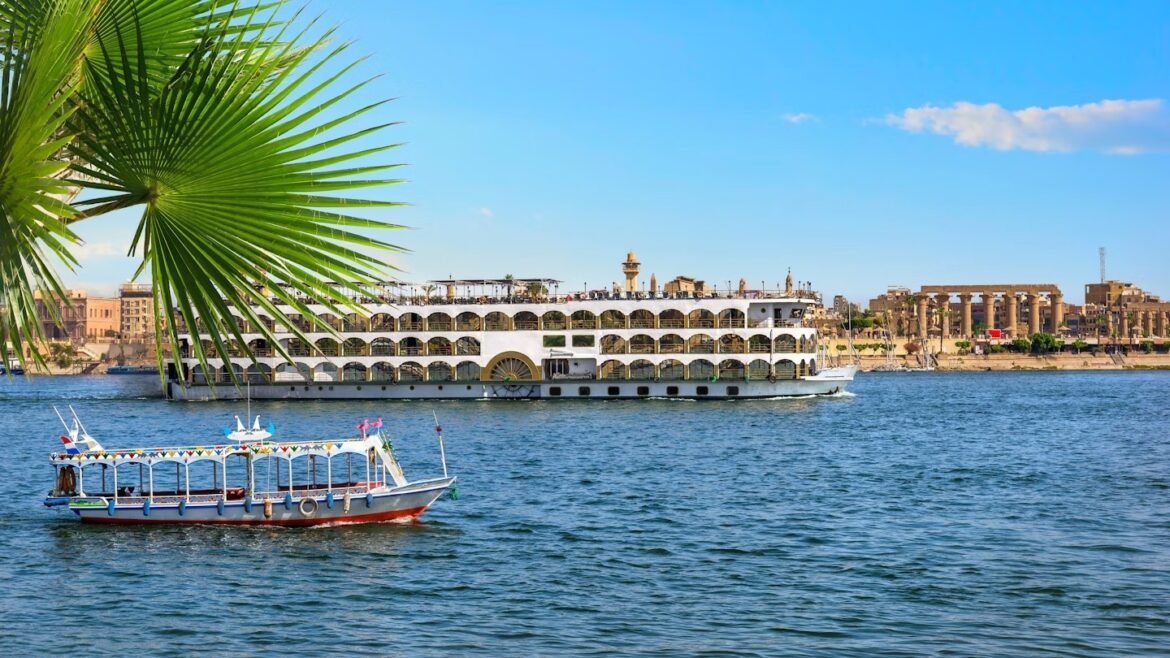 Nile cruises 1170x658 1 مواقع دولية أفريقية تختار مصر ضمن أفضل الوجهات السياحية في أفريقيا