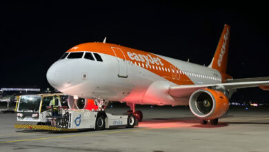 easyJet تكشف عن 11 مسارً جديدًا من مطار نيوكاسل صيف 2026 3 1920 dnatawinseasyjetcontractinzurich easyJet تكشف عن 11 مسارً جديدًا من مطار نيوكاسل صيف 2026