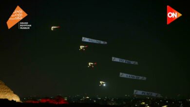 "أهلا بكم في أرض السلام".. عروض بطائرات شراعية ترحيبا بضيوف افتتاح المتحف المصري الكبير 3 575624983 1380098070136120 5745095797570148016 n "أهلا بكم في أرض السلام".. عروض بطائرات شراعية ترحيبا بضيوف افتتاح المتحف المصري الكبير